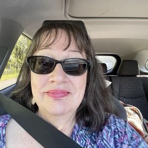 Meet your Posher, Libby